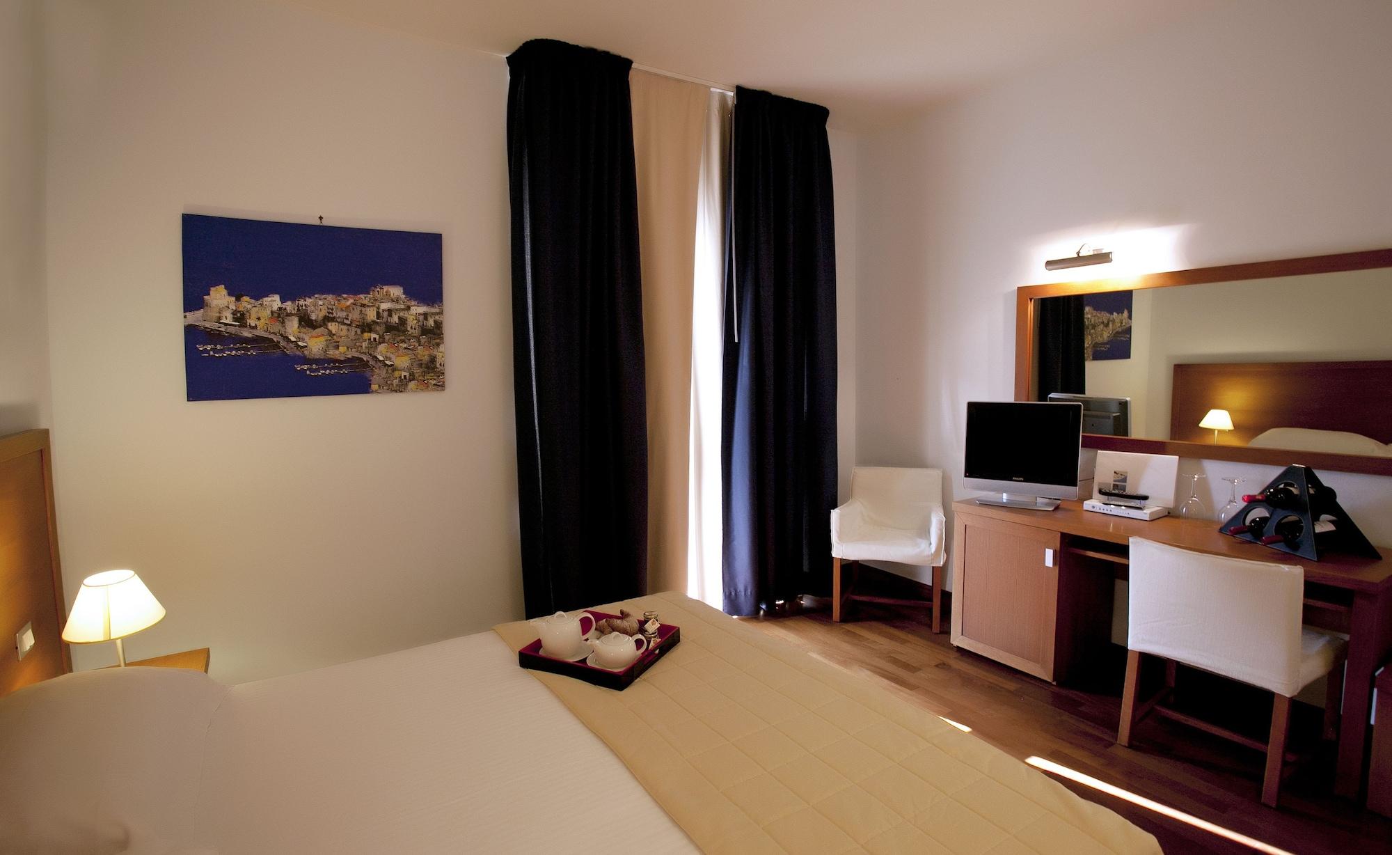 Hotel Tiziano Trapani Extérieur photo
