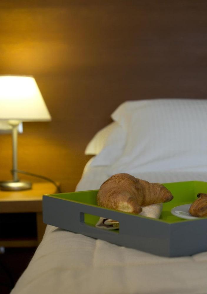 Hotel Tiziano Trapani Extérieur photo