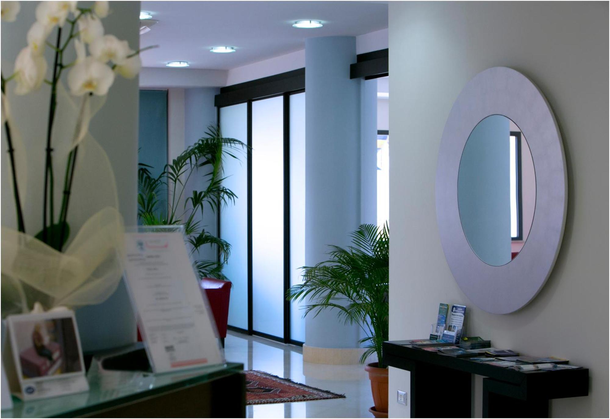 Hotel Tiziano Trapani Extérieur photo