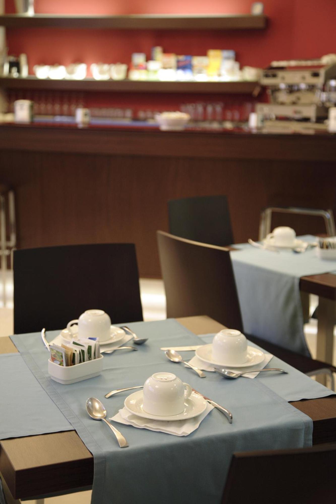 Hotel Tiziano Trapani Extérieur photo