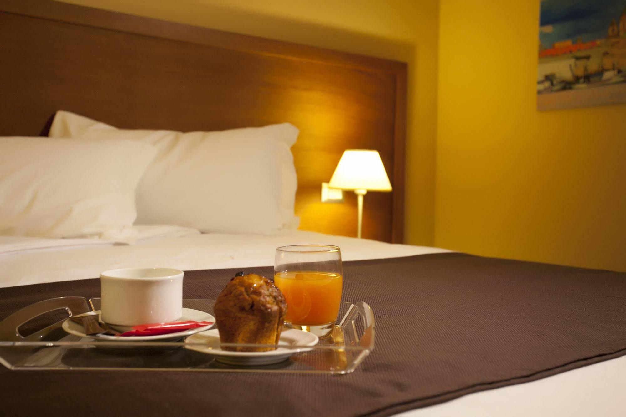 Hotel Tiziano Trapani Extérieur photo